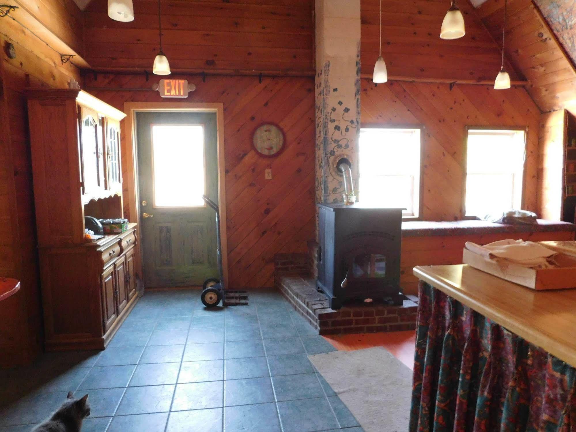 No View Farm Bed & Breakfast Rumford Dış mekan fotoğraf